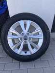 Sprzedam komplet nowych felg Audi 16’’z oponami zimowymi