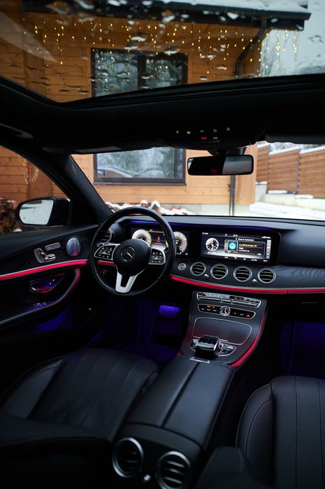 Mercedes-Benz E350. 2020р