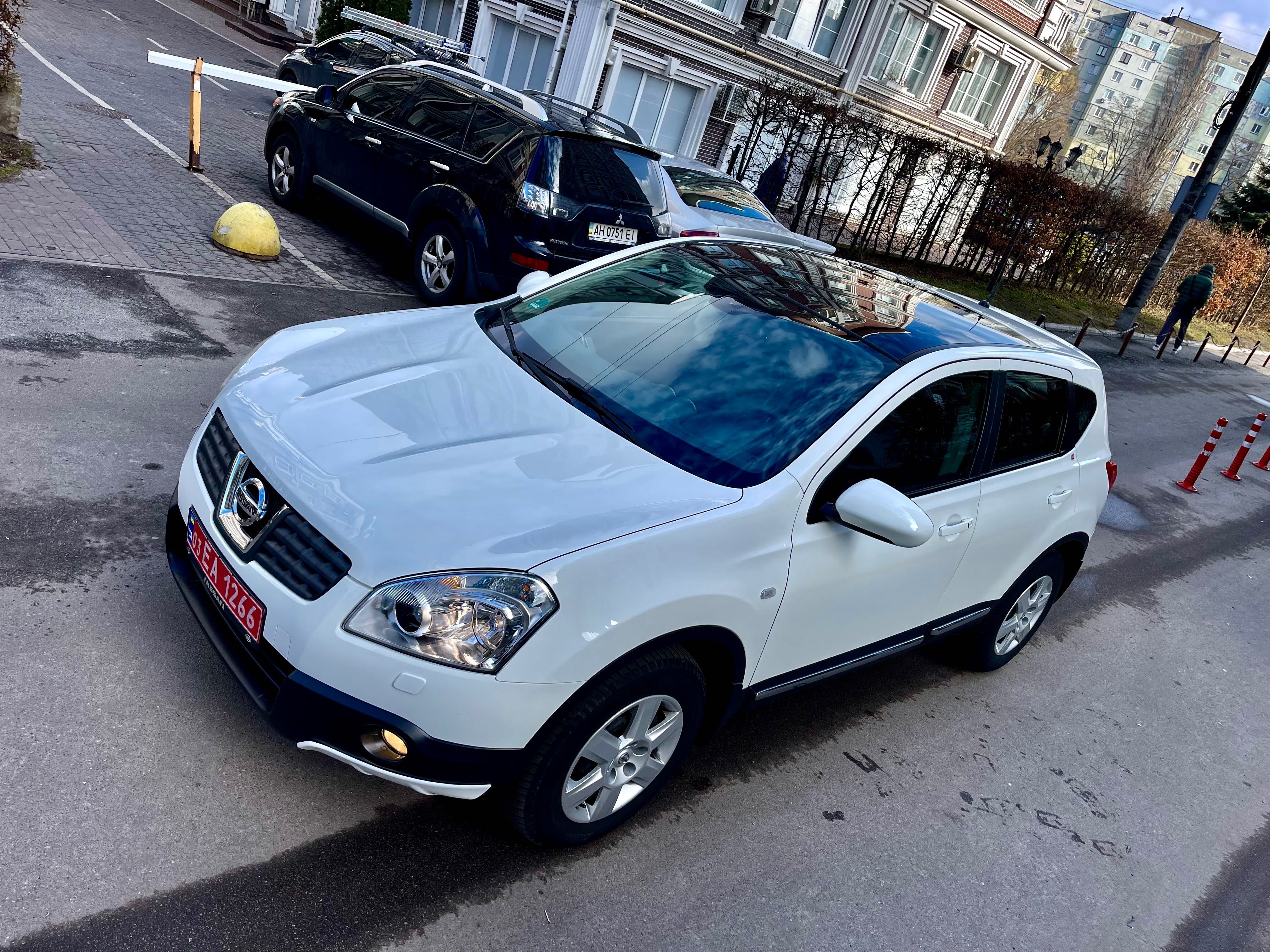 Nissan QASHQAI 4x4 2.0 dCi automat, panorama