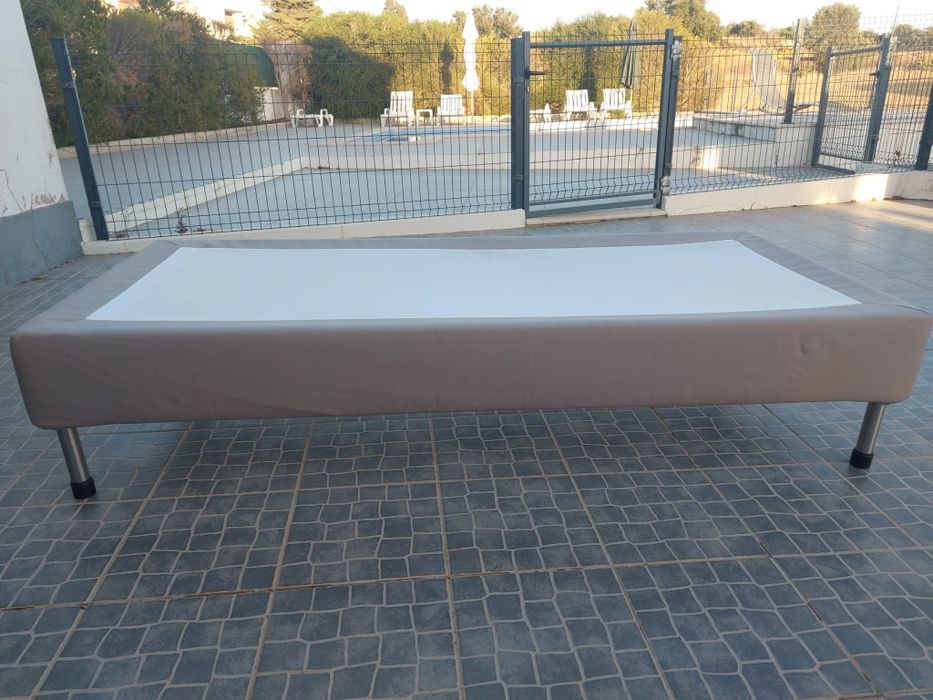 2 Summiers solteiro com cabeceira beje/castanha clara