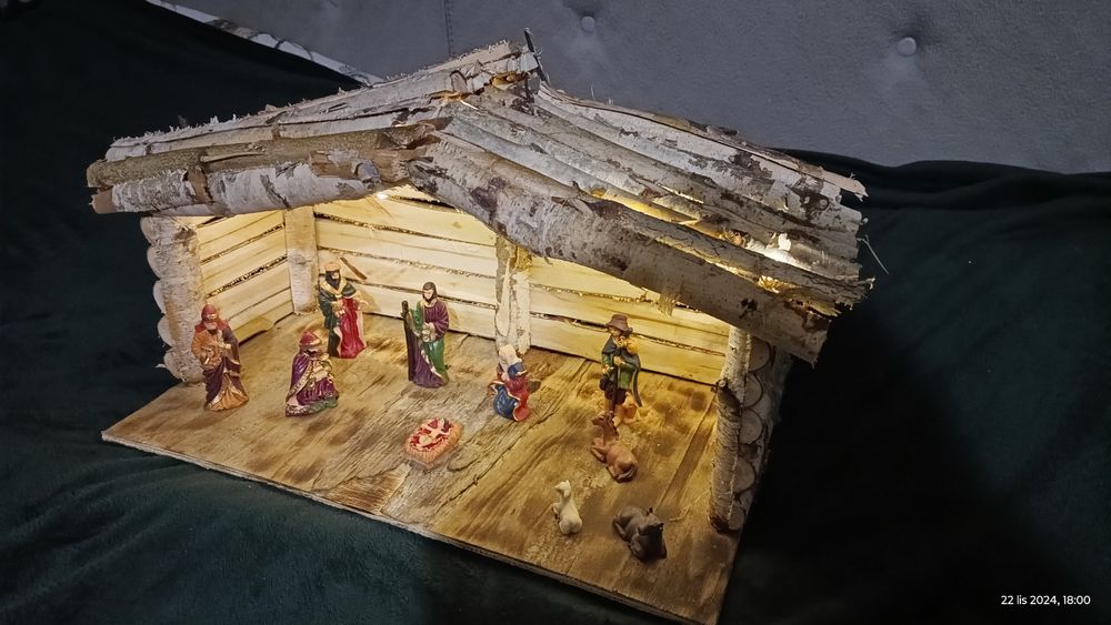 Szopka bożonarodzeniowa z brzozy