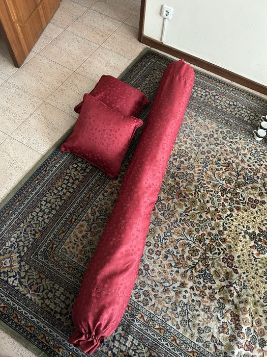 Almofada chouriço + 2 almofadas de canapé