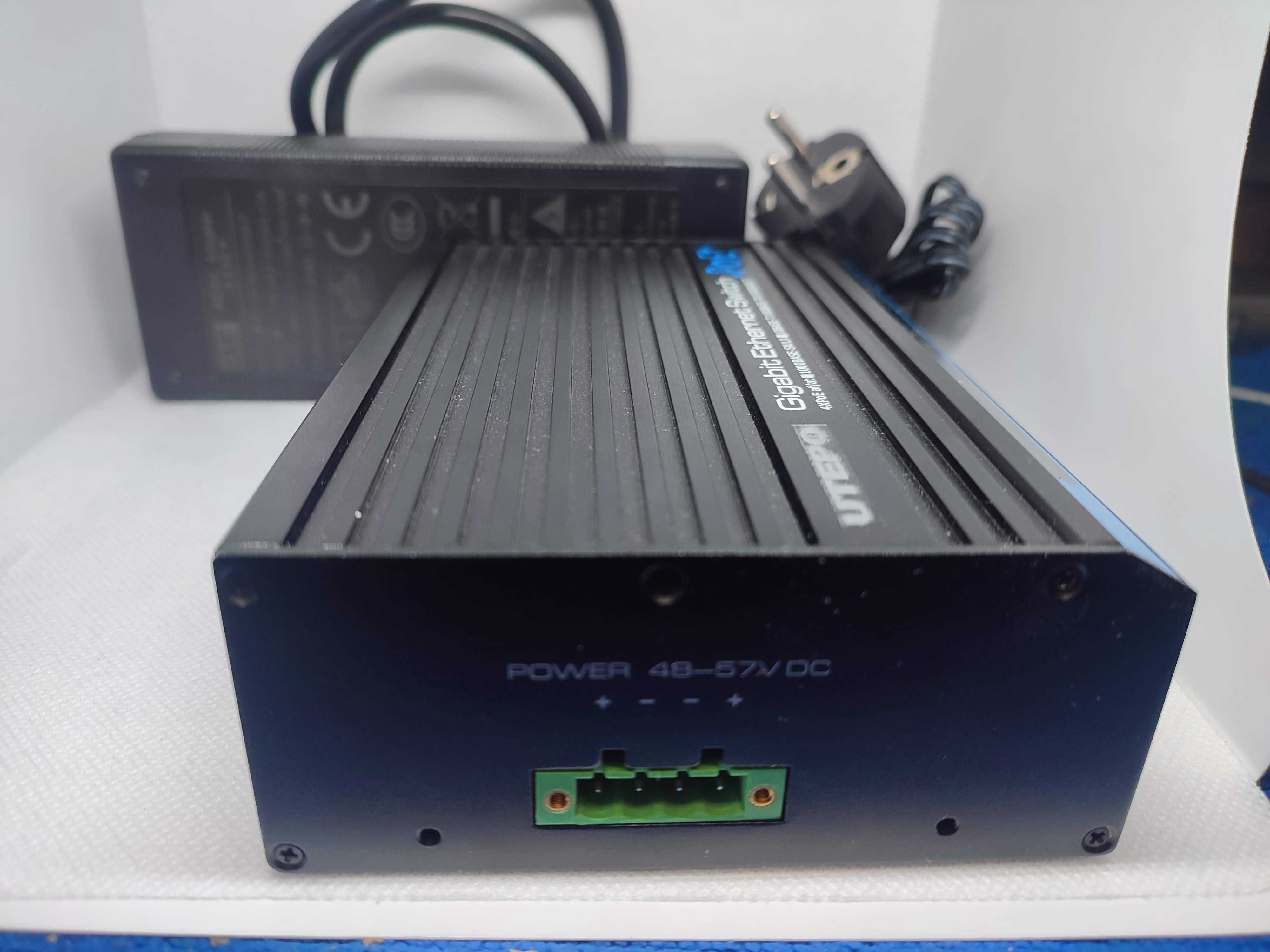 Gigabit PoE-комутатор Utepo UTP7204GE-HPOE з 4 портами PoE