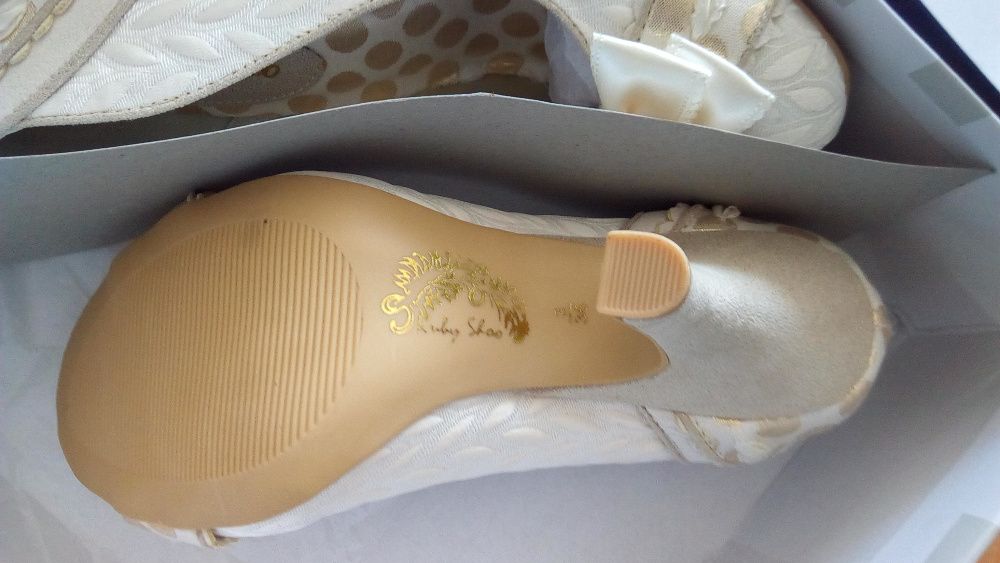 Ruby Shoo Amy, białe buty damskie szpilki 36