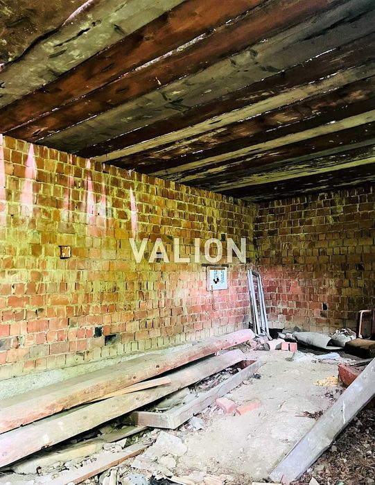 Без % Продаж будинку з ділянкою 0,60 га с. Міжброди, Чернівецька обл.