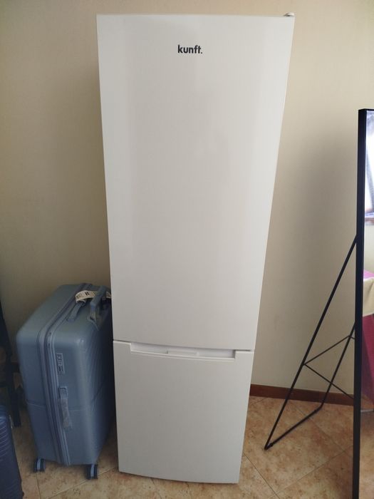 Frigorífico semi-novo