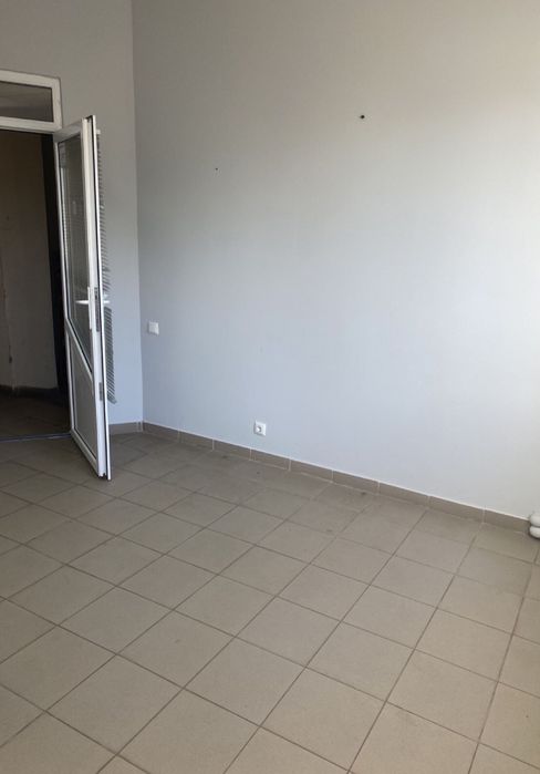 Комерційне приміщення по вул.Ковжуна 4