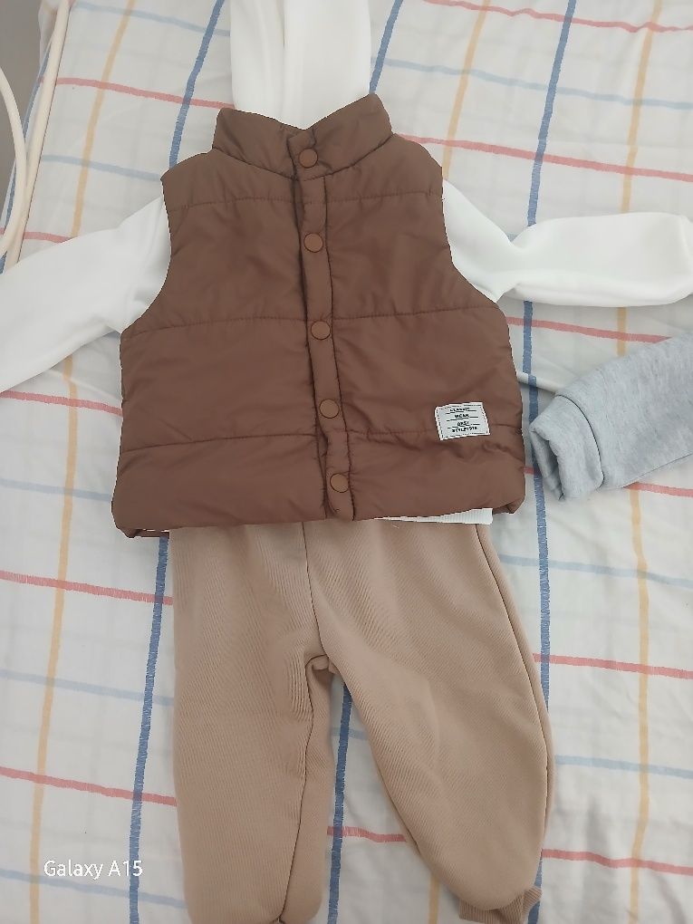Vendo roupinhas de bebê novinhas (sem uso) – 5 conjuntos (9-12 meses)