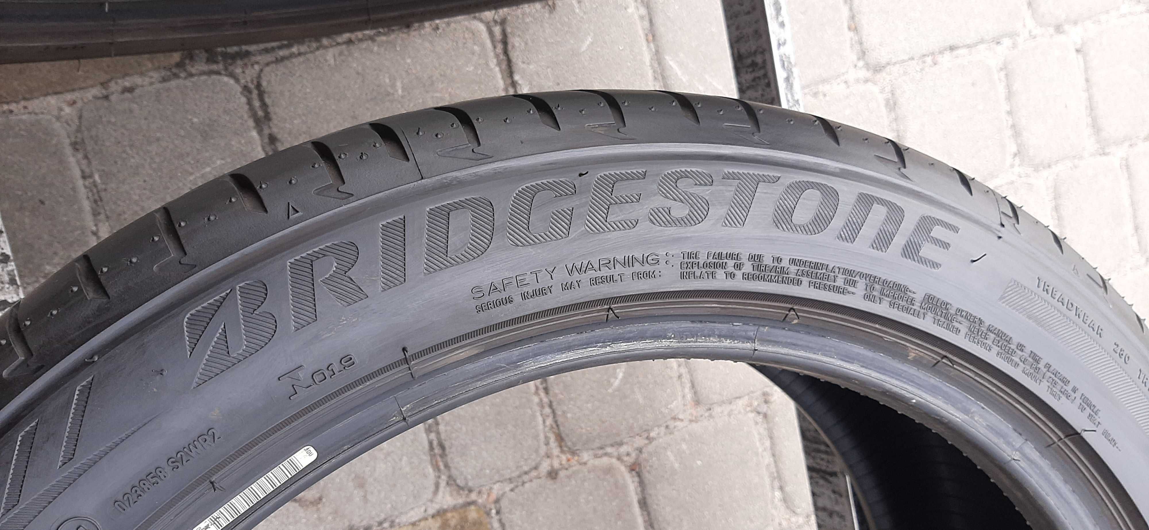 Резина літо 95% протектор Bridgestone 235/45 R19 Potenza S001