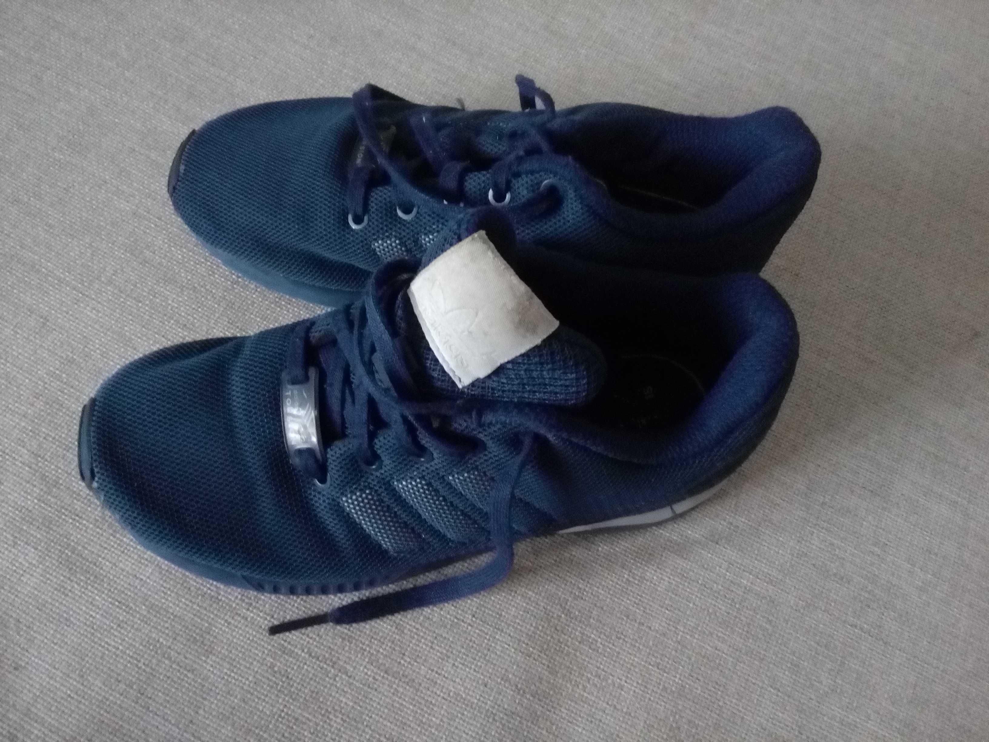 Adidas buty sportowe dla chłopca 33