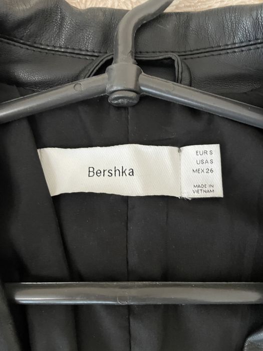 Піджак жакет з еко шкіри bershka