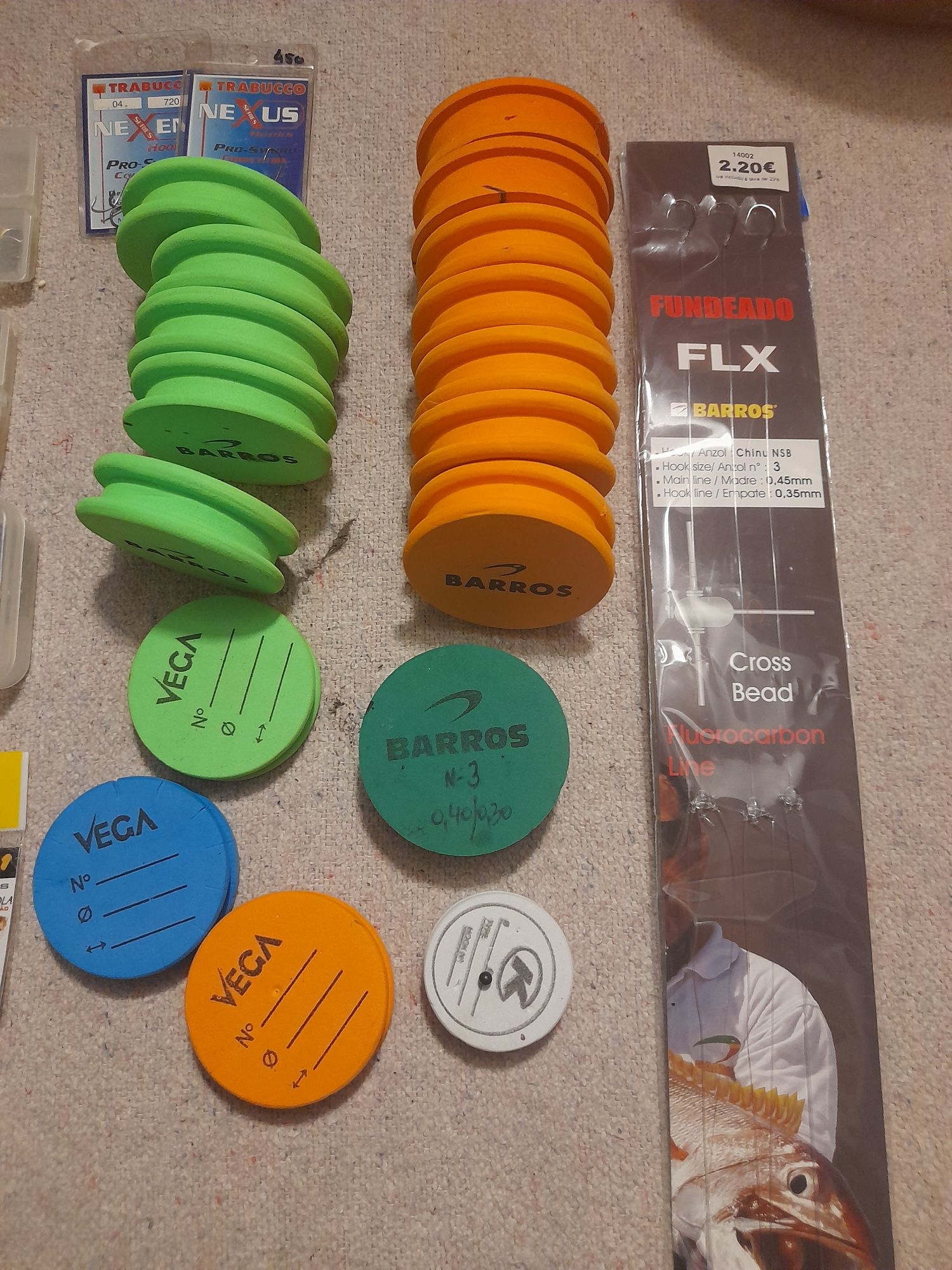 Material variado para pesca
