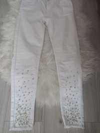 Spodnie rurki białe 38/40 z koralikami