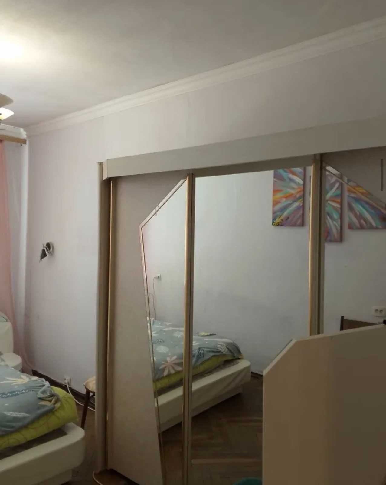 Продаж 2к квартири.м.Золоті Ворота.97000$.Торг.