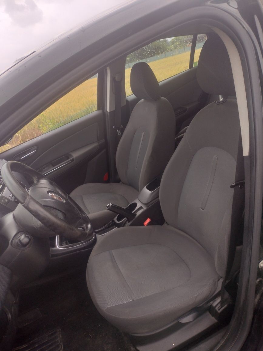Fiat bravo 1.9 jtd, długie opłaty, klima