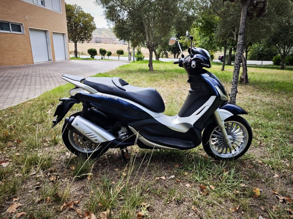 Piaggio Beverly 300ie Carta A2