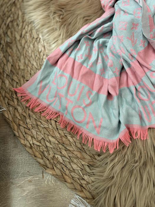 Szal damski Louis Vuitton stan bdb