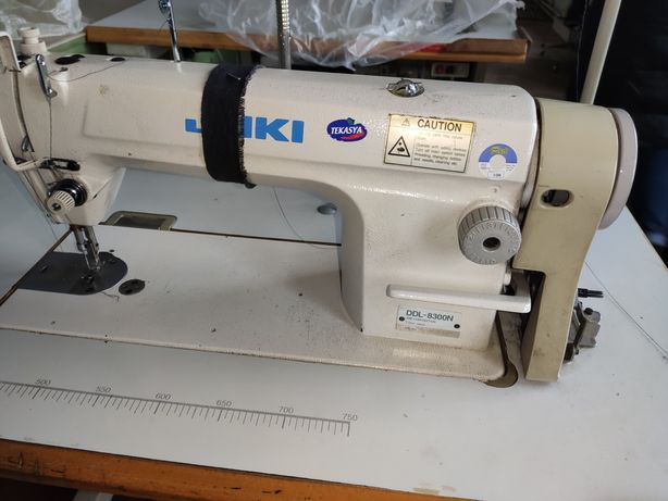 Juki DDL 8300N универсальная прямострочная швейная машина