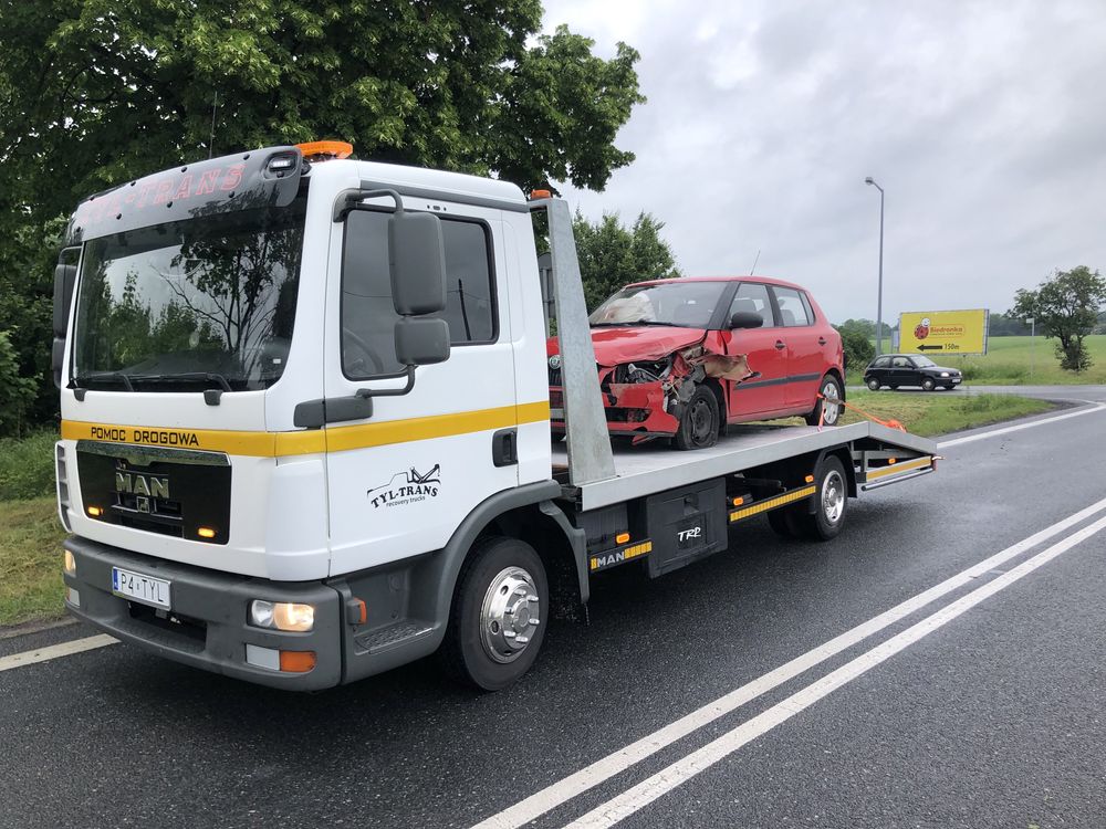 Pomoc drogowa 24h Holowanie laweta autostrada A2 wulkanizacja