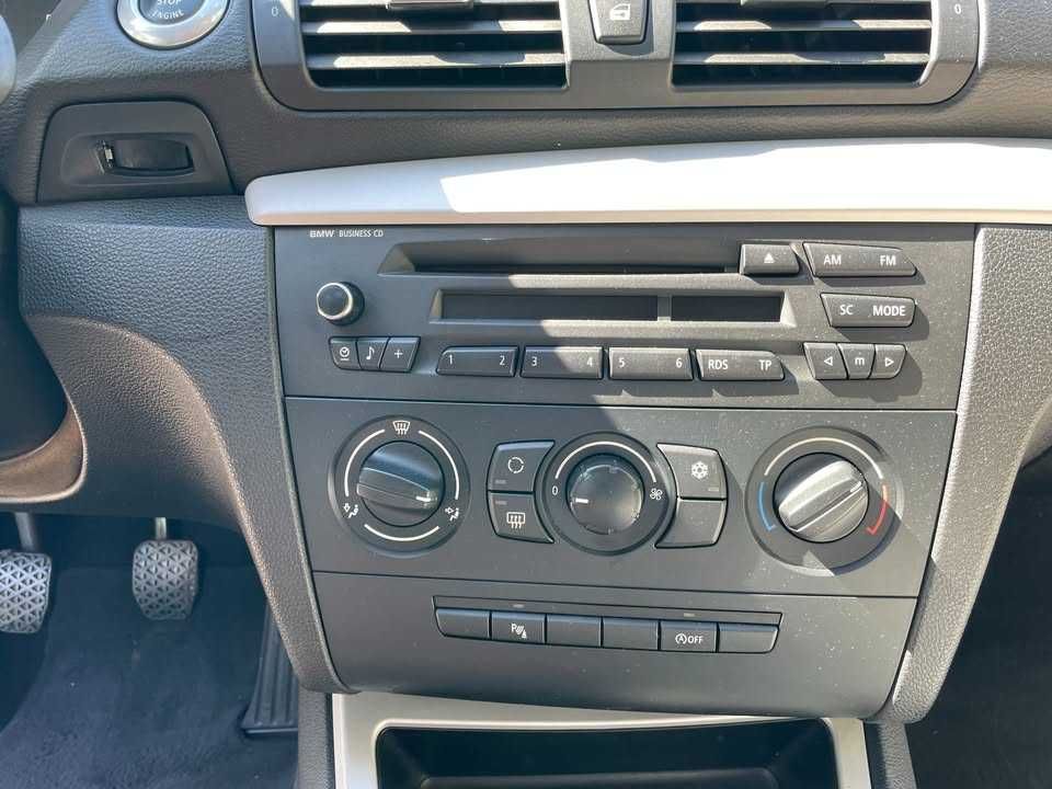 BMW Série 1 118d - 2009