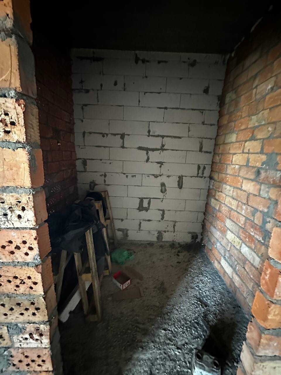 Продаж зданого Котеджу (Отрадне)
