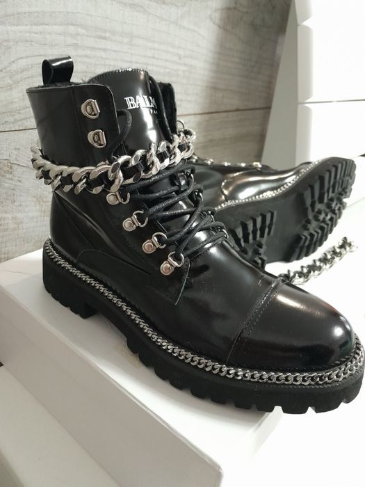 Ботинки зимние.