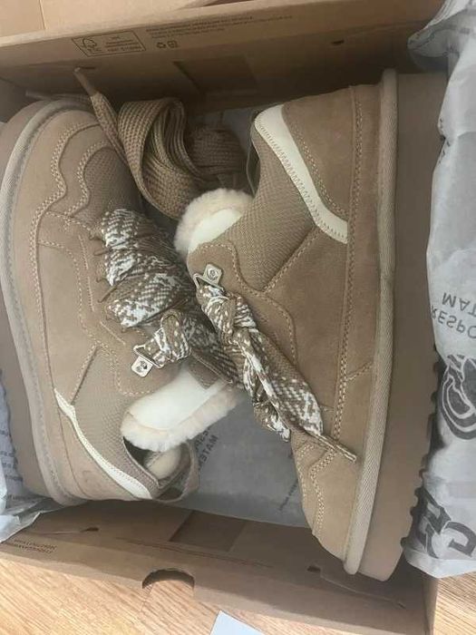 UGG_Lowmel_Sand_R.37