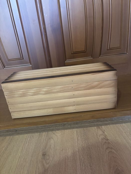 Хлібниця деревʼяна