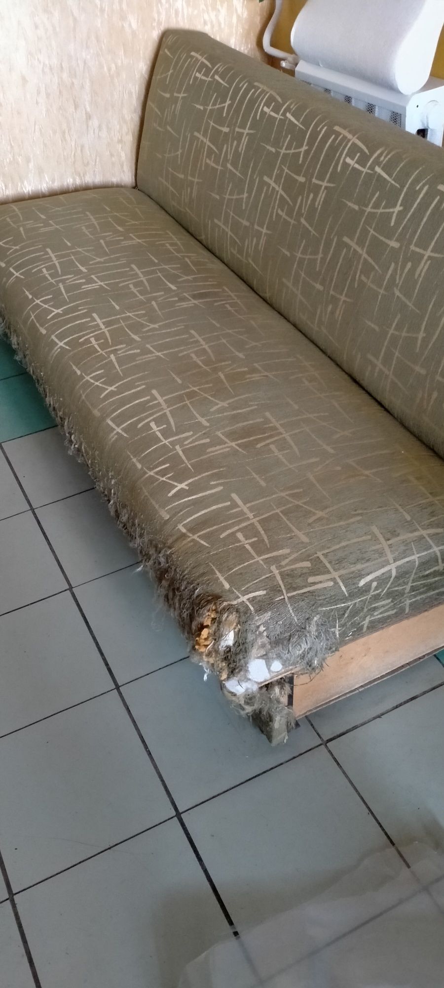 Подарю диван Самовывоз