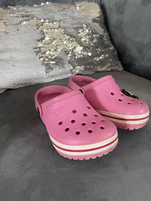 Super Crocs c8 24-25