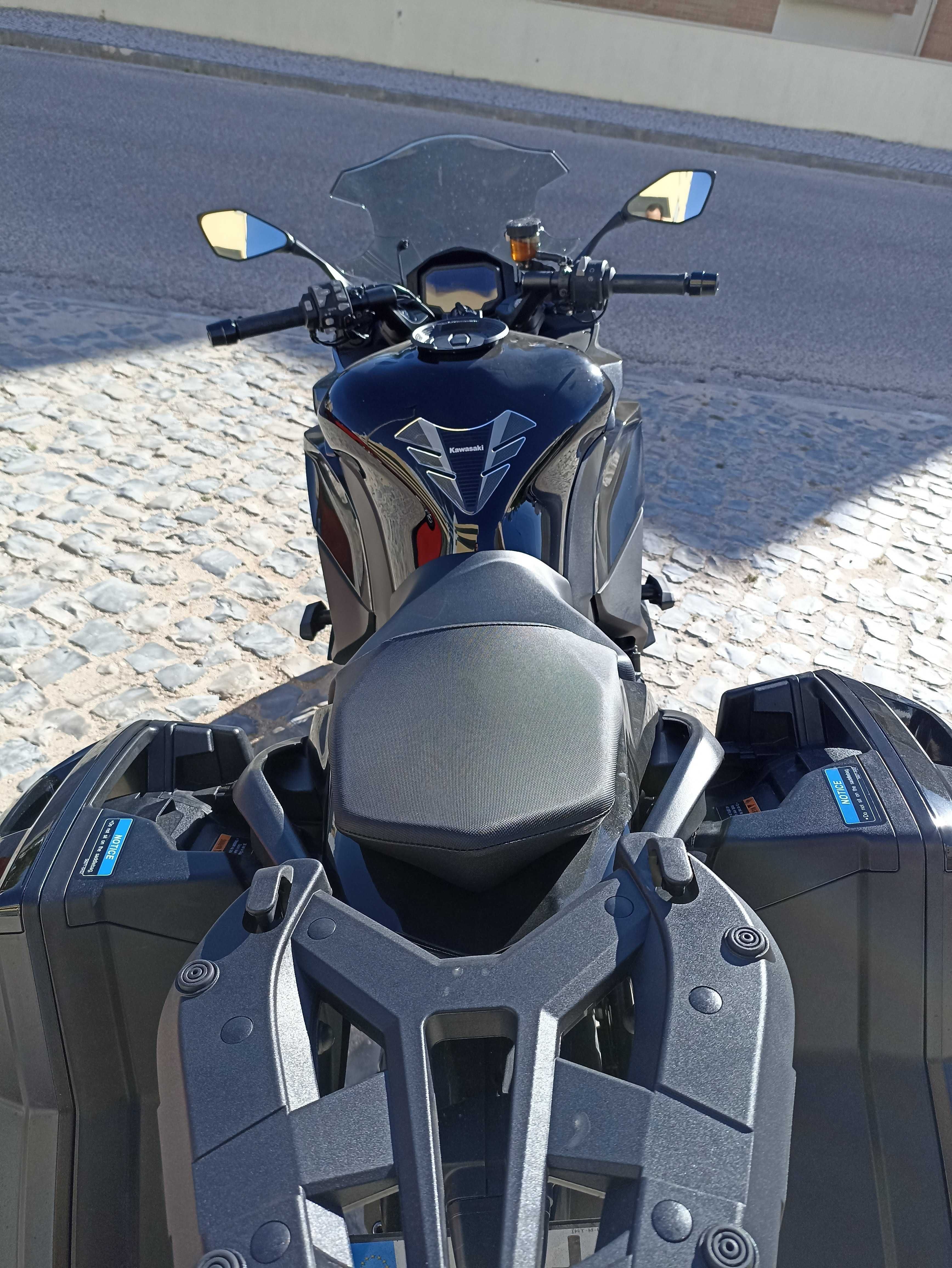Kawasaki Ninja 1000 sx - Performance Tourer