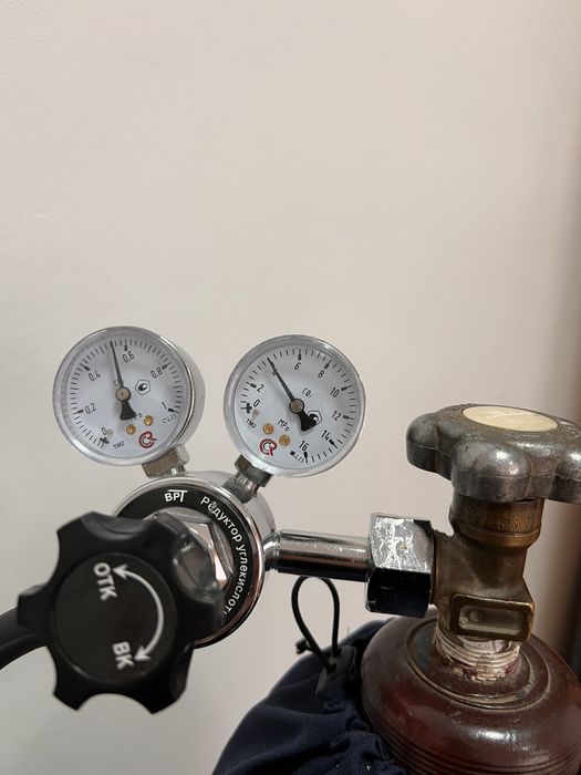 Тара для гелію 40 л + редуктор + є гелій на позначці 4 в подарунок!