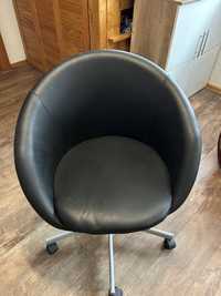 Krzeslo obrotowe Ikea SKRUVSTA