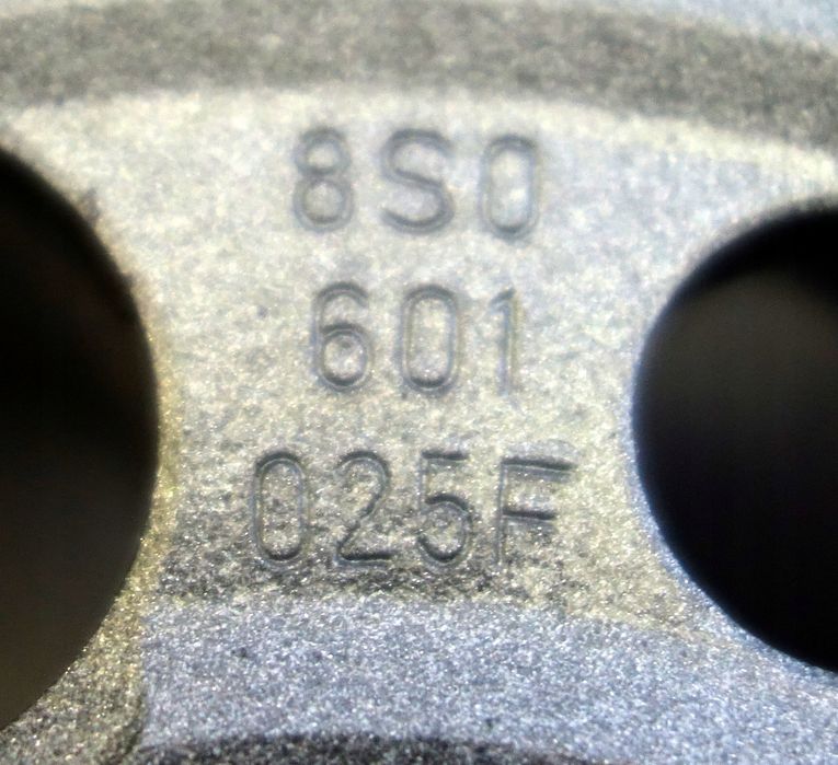 audi tt s-line 8s0 19 cali felgi aluminiowe