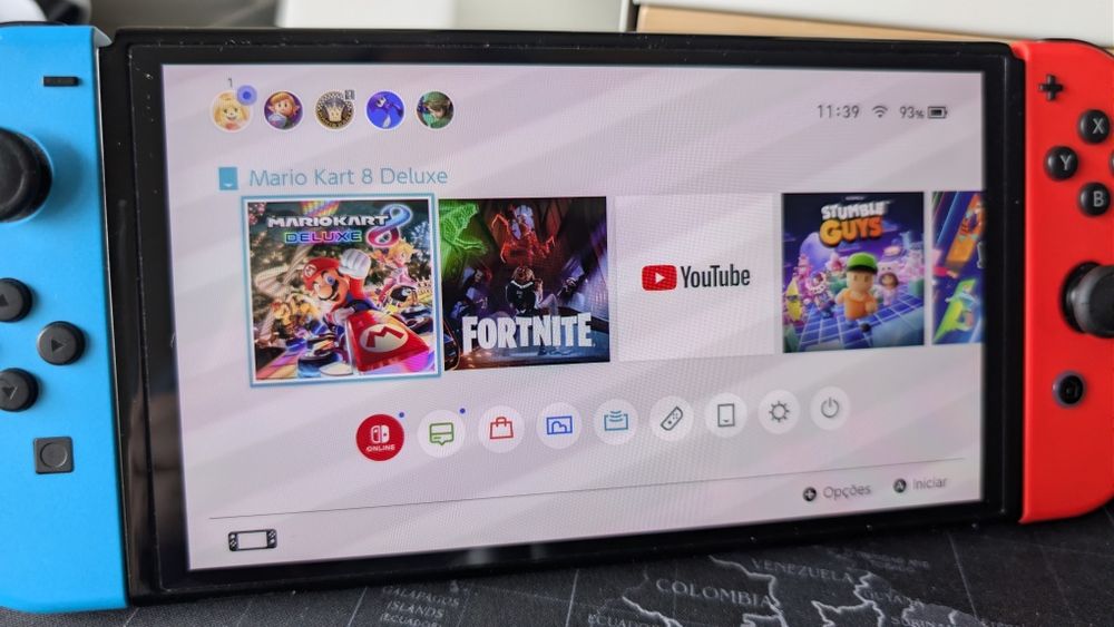 Nintendo Switch Oled com jogo e acessórios