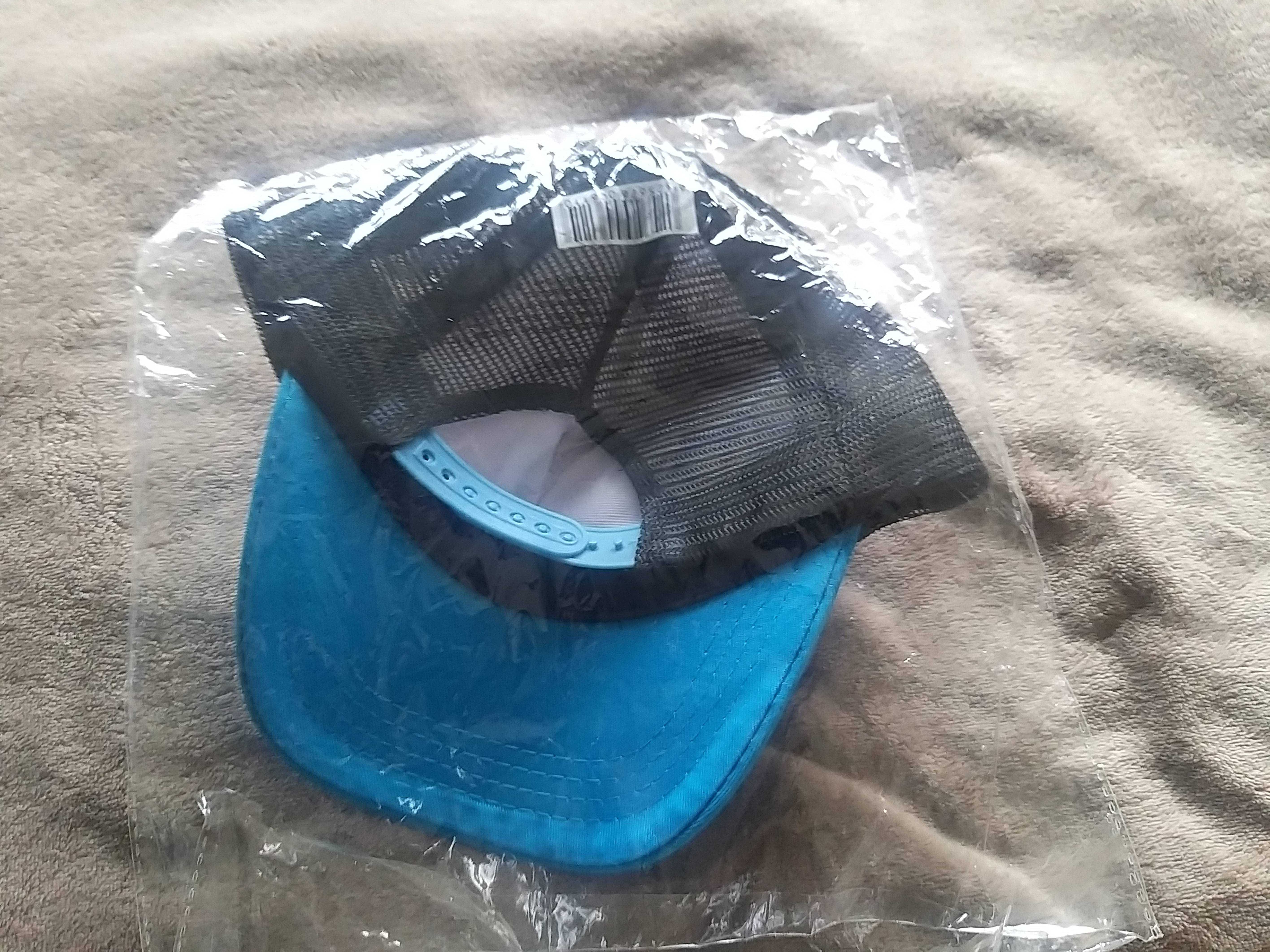 Czapka z daszkiem oreo