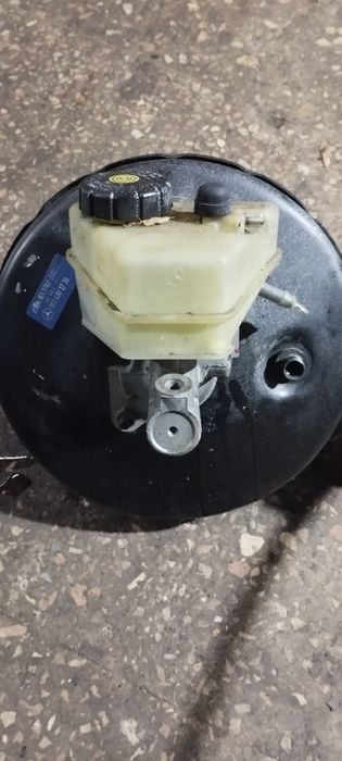 Вакуумный усилитель тормозов, главный цилиндр Мерседес w 124