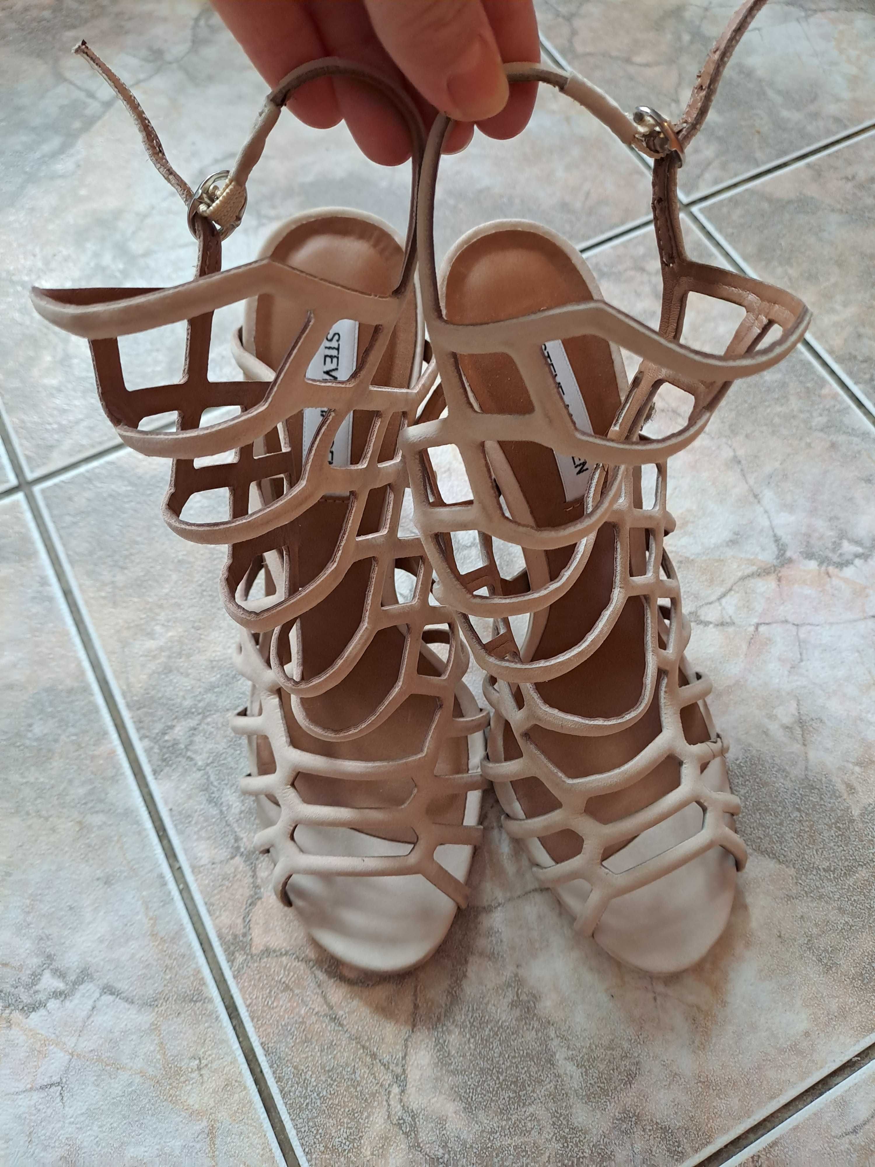 sandały steve madden
