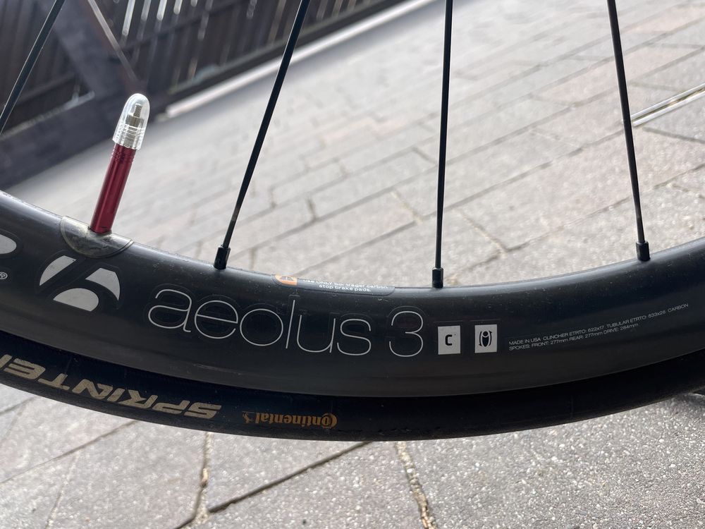 Koła szosowe Bontrager Aeolus 3 D3 Tubular 700c