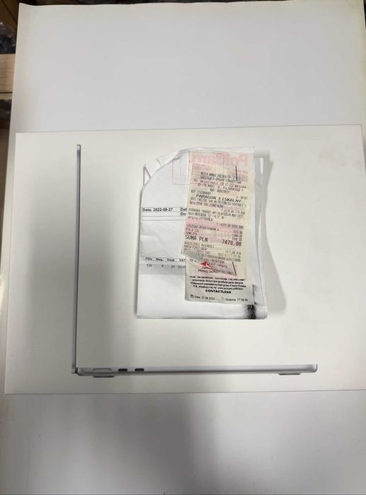 Macbook Air M2 Srebrny