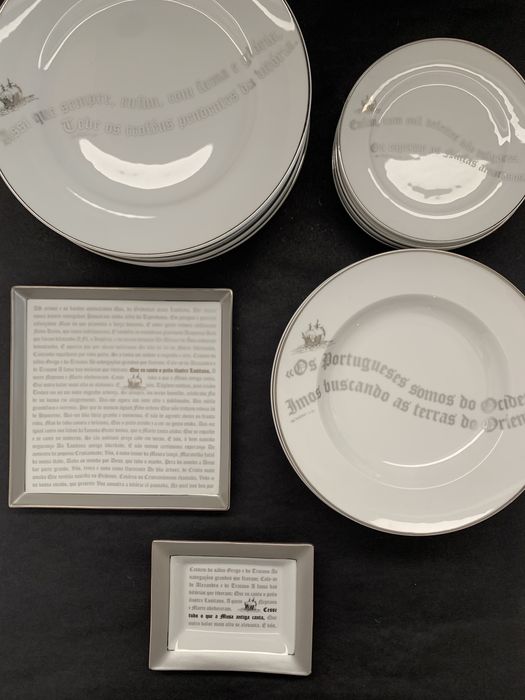 Serviço de Mesa “Os Lusíadas” 18 peças +2