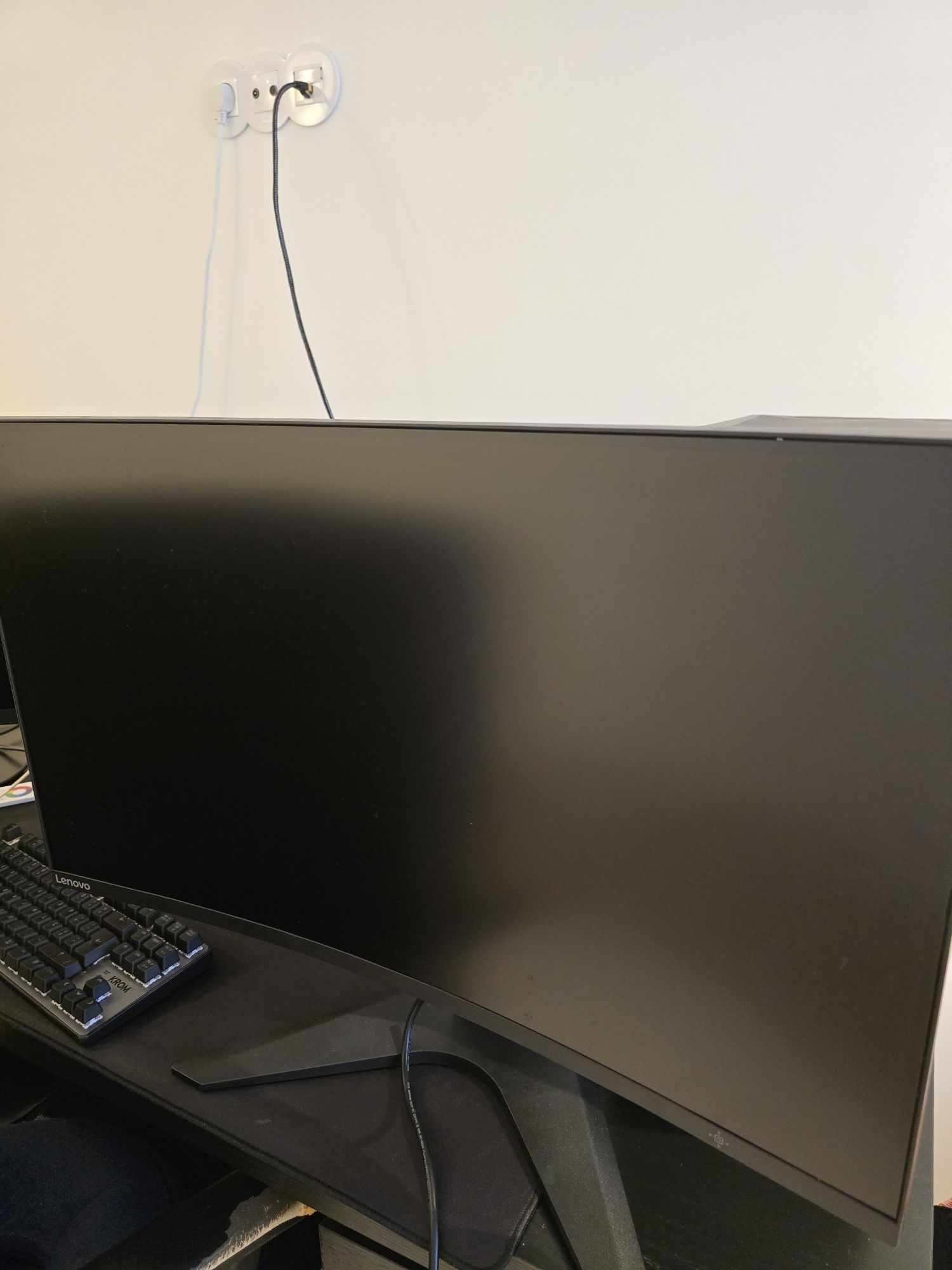 Monitor Lenovo 27" 165hz 1ms