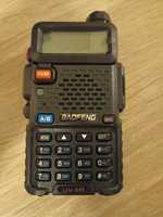 Baofeng UV-5R Krótkofalówka walkie talkie skaner

Radiotelefon