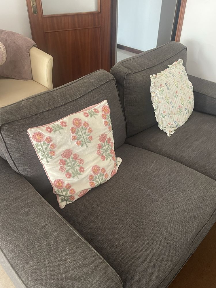 Sofá Ikea 2 lugares