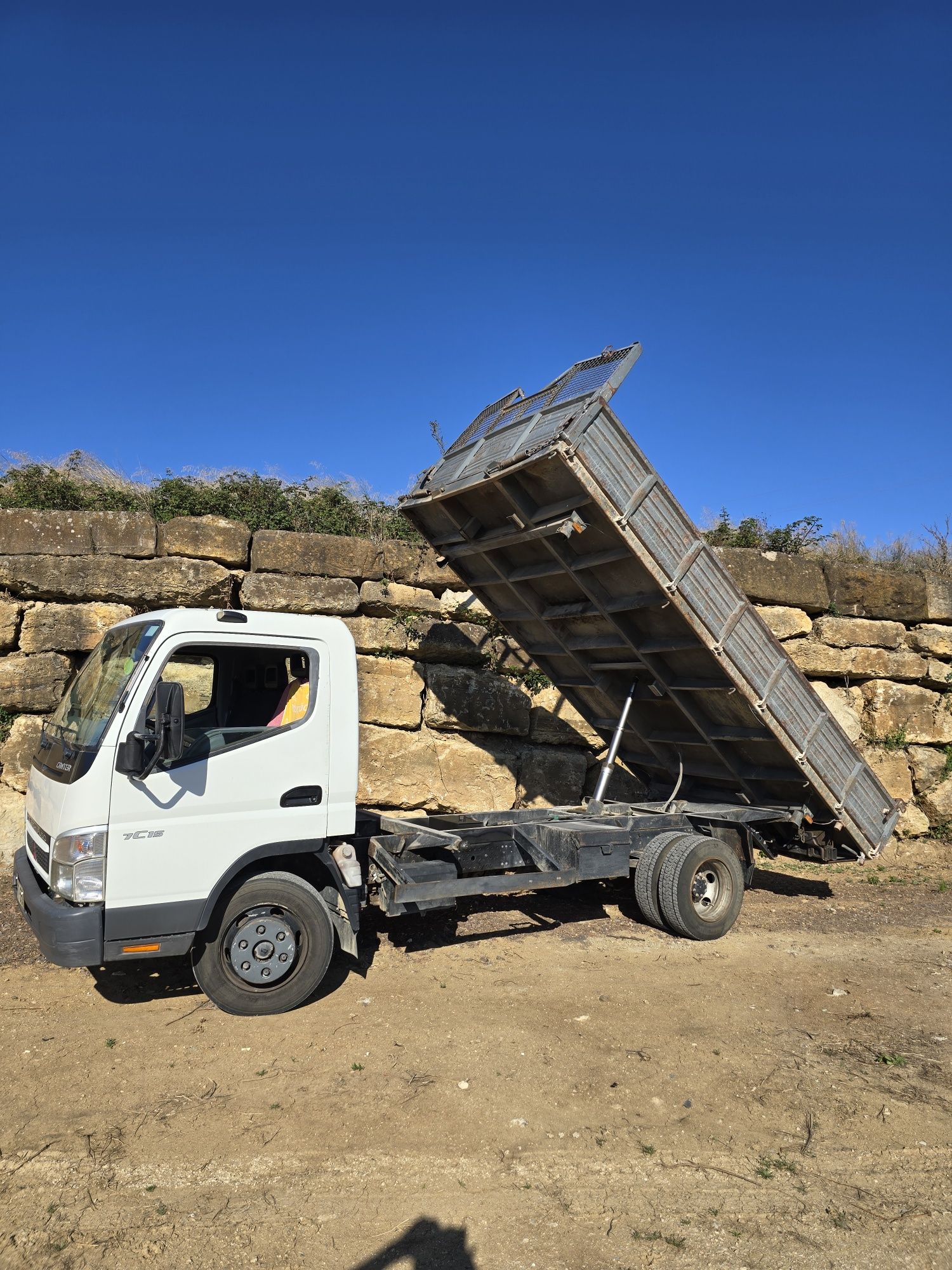 Mitsubishi Canter Tribasculante 7500Kg