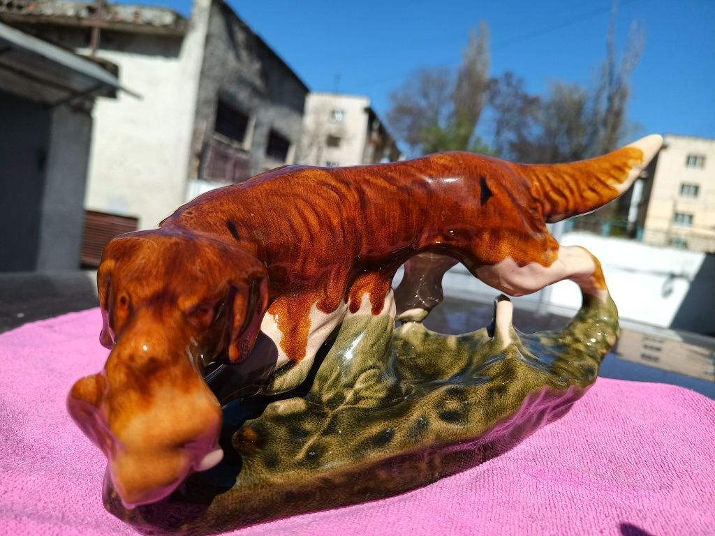 Фигурка фарфор.Старих времен.
