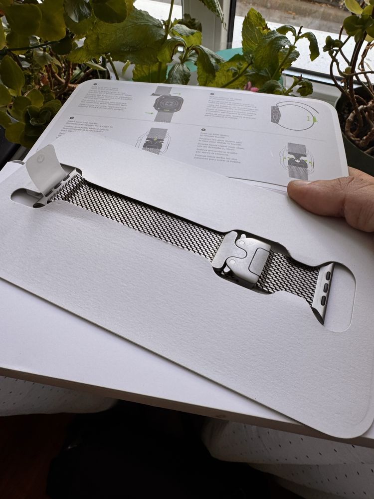 Milanese loop titanium Apple watch ultra2