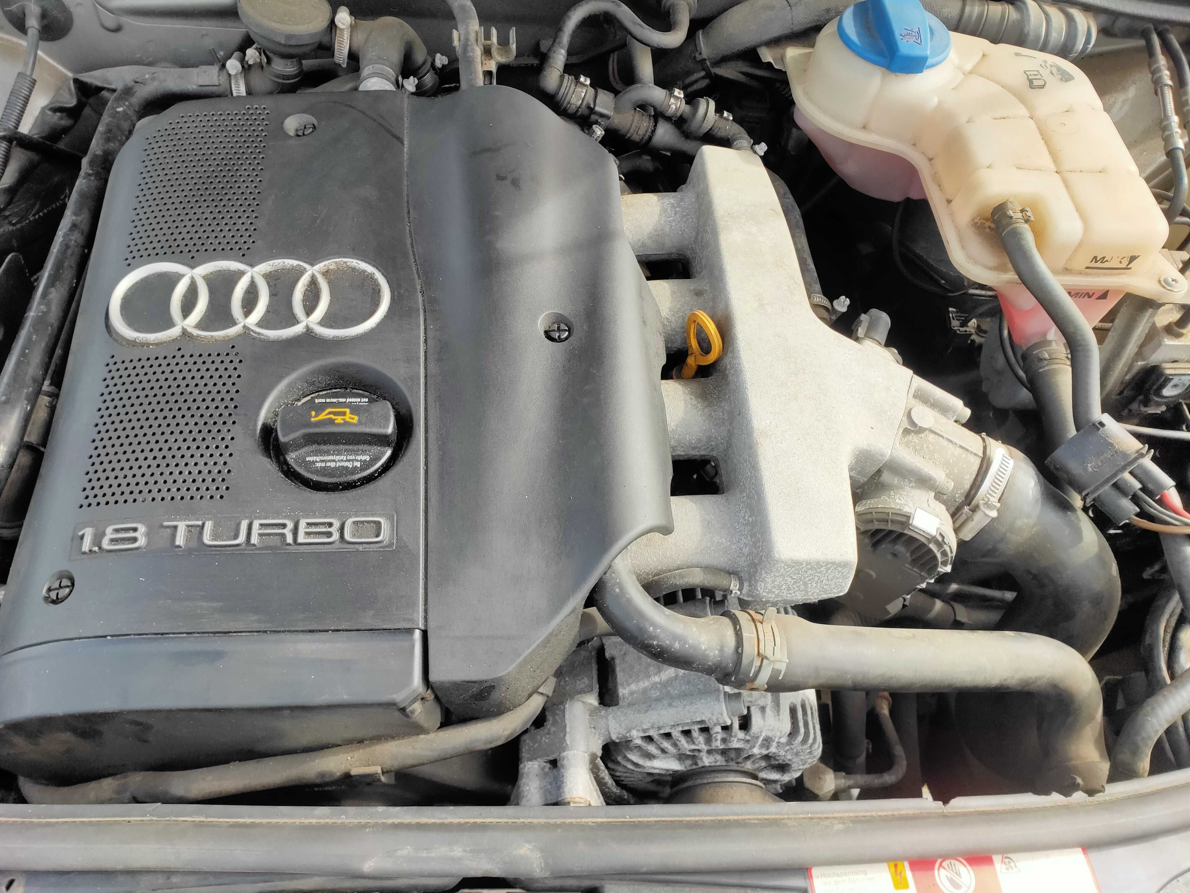#Części Audi A4 B6 LX7Z 1,8T AVJ BFB LAMPA BŁOTNIK Silnik Maska