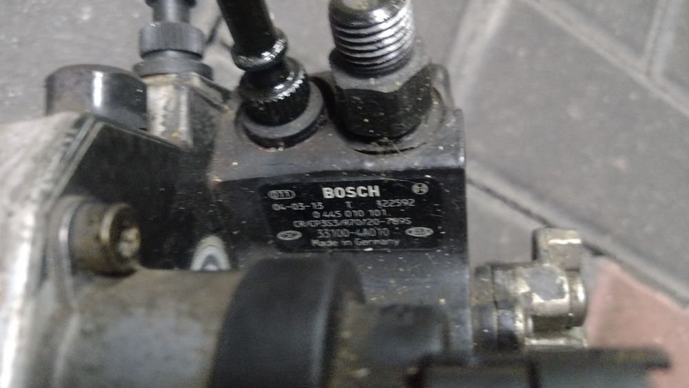 33100-4А010 паливний насос Хюндай Н1 2,5crdi ТНВД Кіа Соренто 1