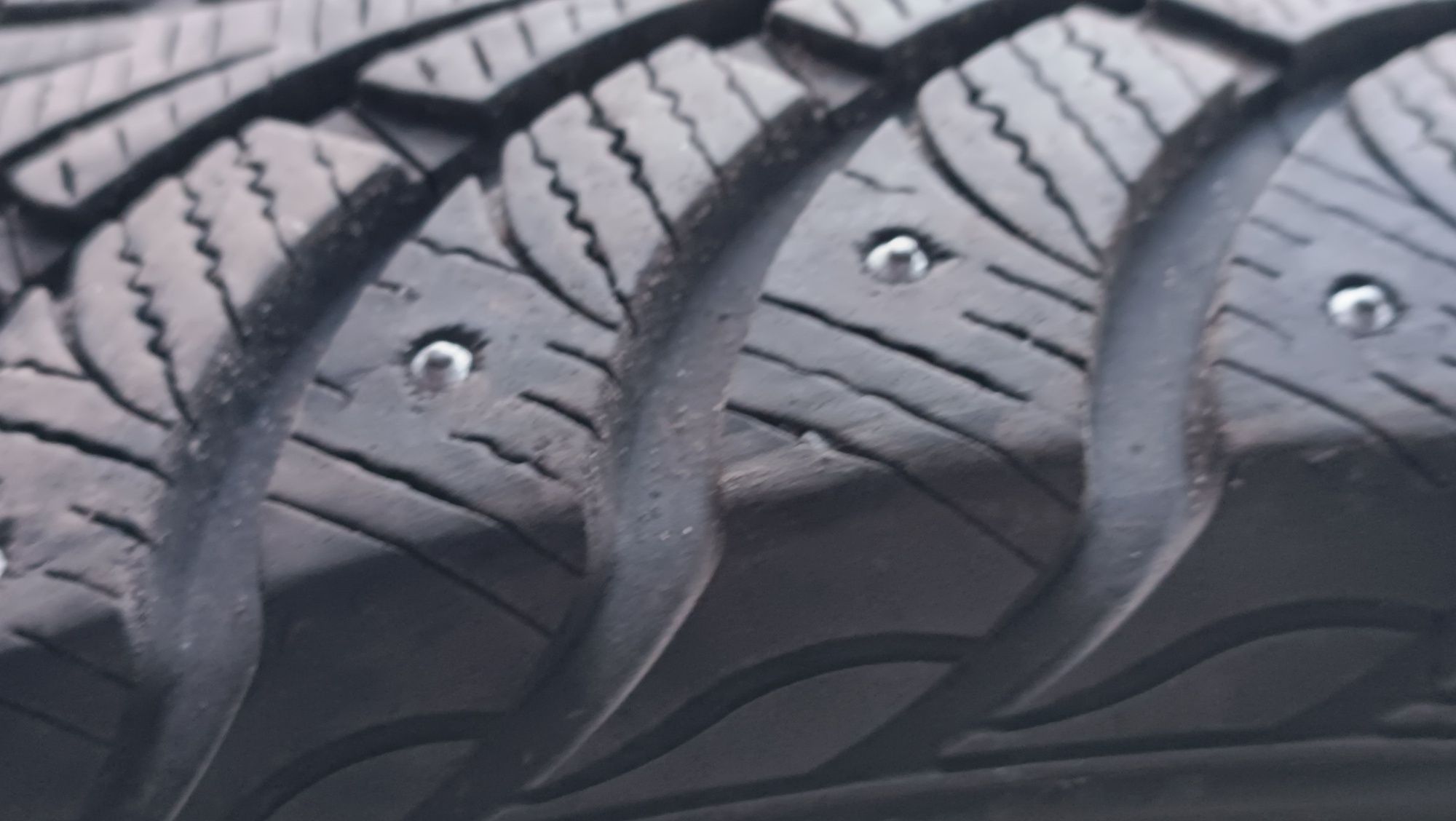 Зимние шины Sava Eskimo Stud 185/60 R15  (шип)